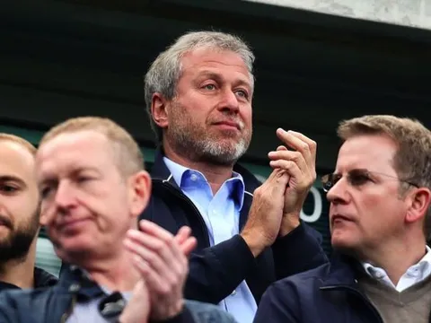 2 lần thử lòng chủ tịch Chelsea, người giàu nhất Anh nhận cùng kết đắng