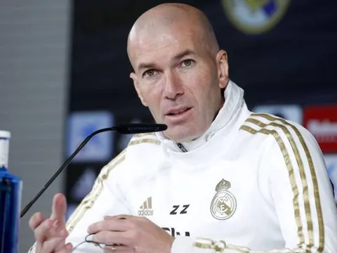 Real đang say chiến thắng, Zidane lại bất ngờ nhận tin dữ