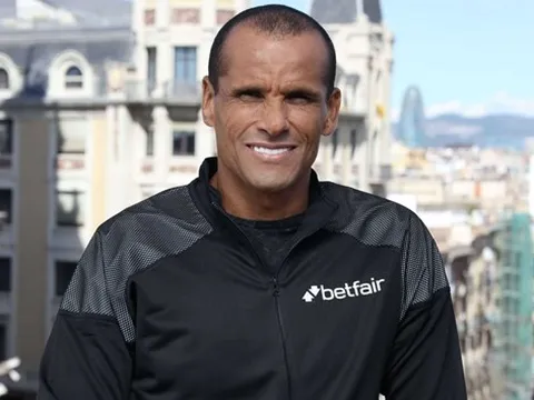 Rivaldo: "Một lời đề nghị hấp dẫn từ Tây Ban Nha có thể khiến Pep quan tâm"