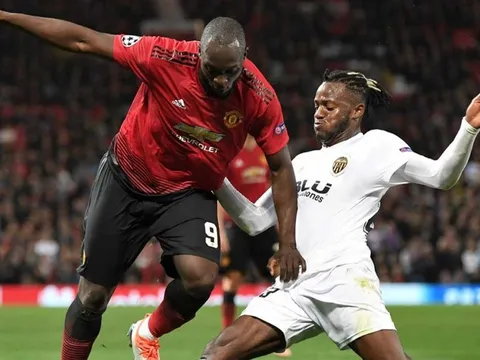 Phụ bạc 3 năm, Chelsea rao bán 'cái bóng của Lukaku' giá 45 triệu euro