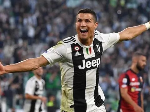 'Cristiano Ronaldo là người ngoài hành tinh'