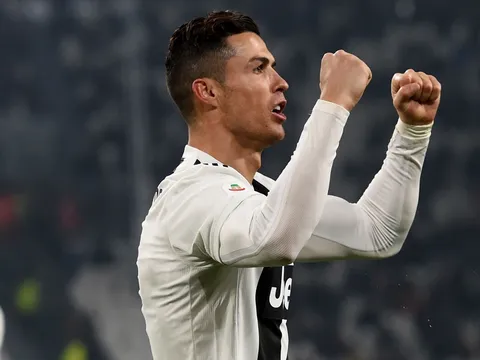 Ronaldo 'mất vui' trước thềm trận đấu với Ajax