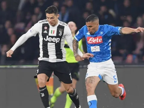 Ronaldo 'bay giữa ngân hà', Juventus đả bại Napoli trong trận cầu 2 thẻ đỏ