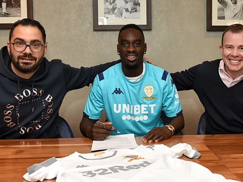 CHÍNH THỨC: Sát thủ nhiều lần 'làm khổ Bùi Tiến Dũng' cập bến nước Anh