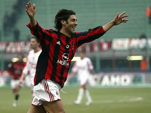 Viết cho sinh nhật muộn của Rui Costa!