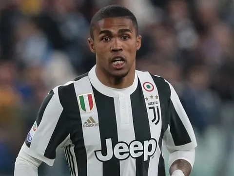 Sao 50 triệu euro nịnh Sarri, mang tin buồn cho Man Utd