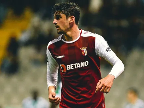 'Ronaldo mới' nói gì về việc gia nhập Barca?