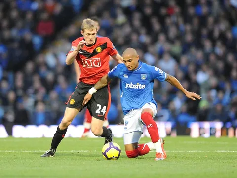 Sao Barca: "Đáng lẽ tôi đã chơi 10 năm cho Man Utd"