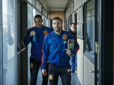 Sao Barca tạo dấu ấn trong trận đấu với Na Uy
