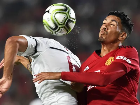 Sao M.U: "Messi có điểm yếu chỉ mình tôi biết, nhưng sẽ không nói ra"