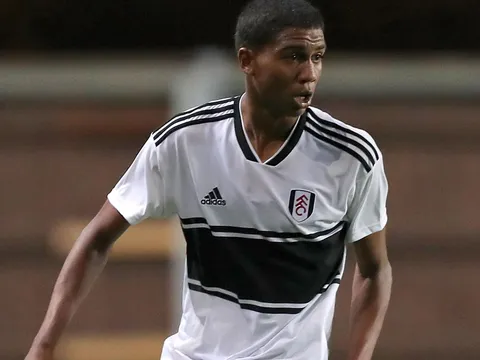 Sao trẻ còn chưa lớn, Liverpool đã tìm người kế thừa