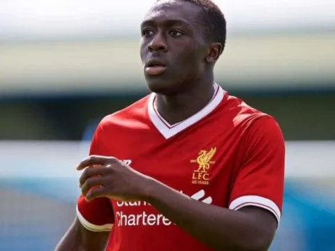 Sao trẻ Liverpool rời Anfield, "bật đèn xanh" cho Barcelona