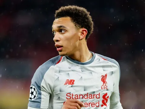 Sao trẻ Liverpool nhận tài trợ khủng, vượt cả Van Dijk