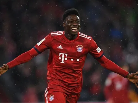 Sao trẻ tuổi teen lần đầu làm "chuyện ấy" cho Bayern