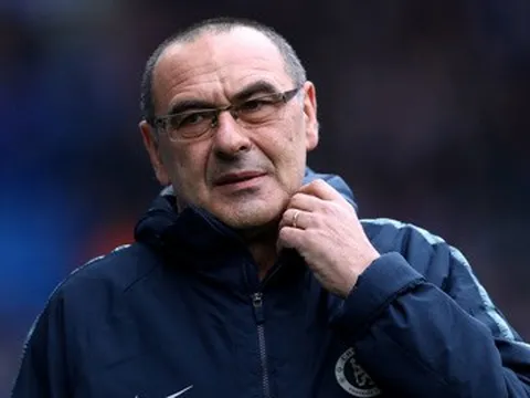 Sarri: "Cậu ấy nặng đến 90 kg, cần hồi phục nhiều hơn cầu thủ khác"