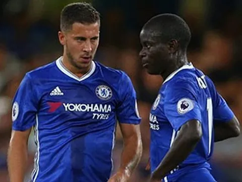 Sarri phá vỡ im lặng về việc xếp Hazard và Kante dự bị
