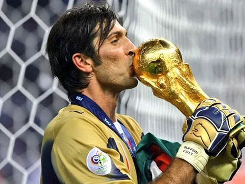 Sau 24 năm miệt mài, 'Người nhện' nước Ý đã tính chuyện nghỉ hưu