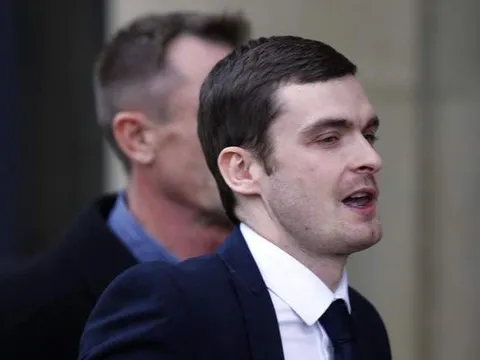 Sau khi ra tù, Adam Johnson thường xuyên ghé nhà bạn gái cũ