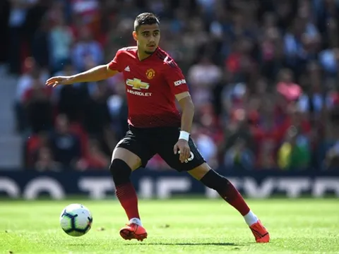 Sau Mata, Man Utd gia hạn hợp đồng với "tương lai đội bóng"