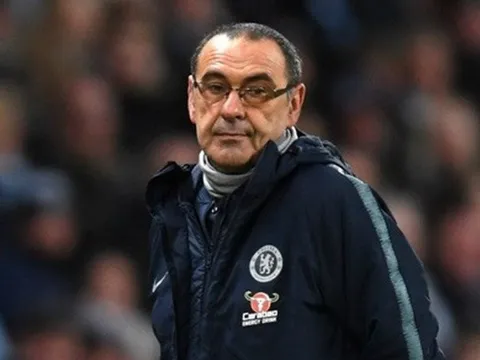 Sau mùa giải không thành công, Sarri vẫn "tha thiết" muốn ở lại Chelsea