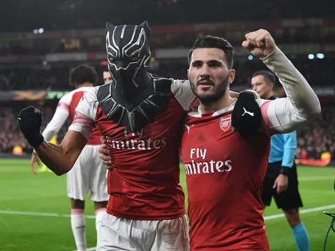 Sau "Người khổng lồ Hulk", Arsenal tiếp tục tìm ra chàng 'Báo đen' mắn bàn