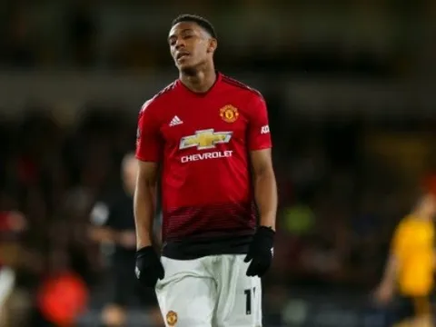 Solskjaer chỉ đích danh 3 cái tên khiến Man Utd thua Wolves