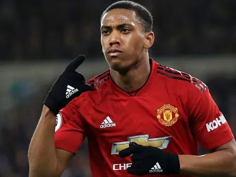 Xong! Chấn thương đầu gối, sao Man Utd bị tuyển Pháp trả về