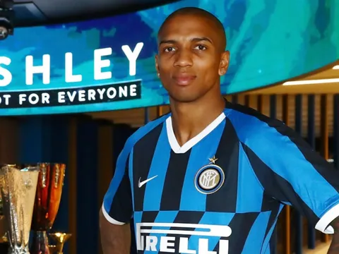 Sau tất cả, Ashley Young tiết lộ lý do rời Man Utd