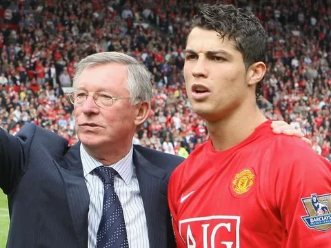 Vidic: "Ronaldo không vui khi Sir Alex làm điều đó với cậu ấy"