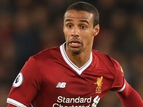 'Tôi thấy rợn với khái niệm người hùng ở Liverpool'