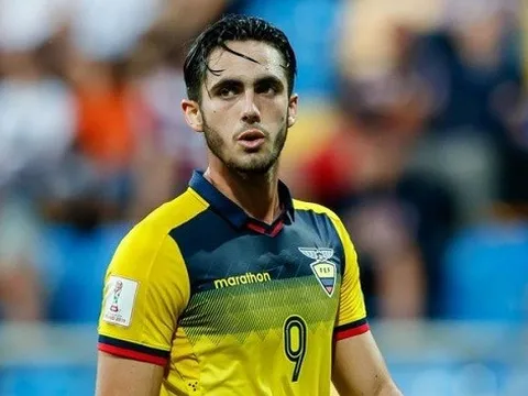 Đồng ý thoả thuận 3 năm, sát thủ 19 tuổi cập bến Premier League