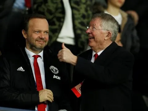 Smalling tiết lộ lời Sir Alex và Cantona nói với cầu thủ M.U sau trận PSG