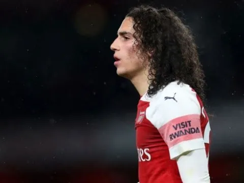 Sốc! Bảo vệ Guendouzi, huyền thoại Arsenal lấy thủ quân Liverpool làm lá chắn