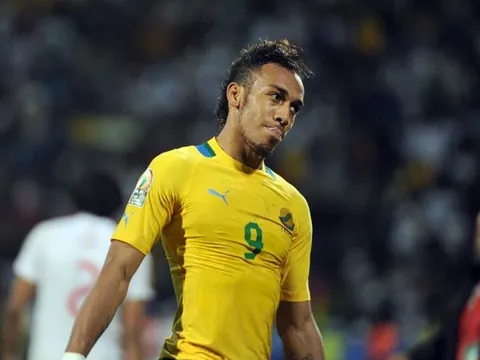 Sốc! ĐTQG bị cho giải tán, "họng pháo" Arsenal giã từ sự nghiệp quốc tế?