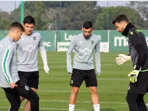 SỐC! Lộ hình ảnh mới nhất, Bruno Fernandes gây ngỡ ngàng cho M.U
