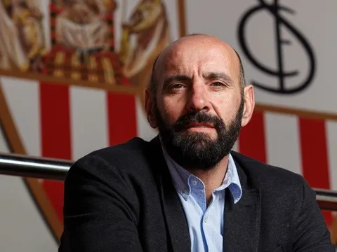 Sốc! Monchi nói "không" vì Arsenal keo kiệt?