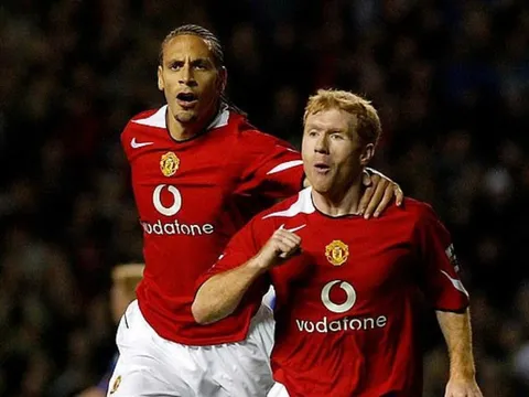 SỐC: Scholes không ủng hộ Ferdinand làm giám đốc Man Utd