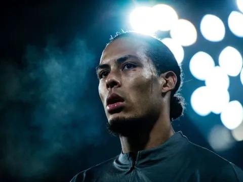 Sốc: Van Dijk có thể sẽ khiến Liverpool "khóc hận"
