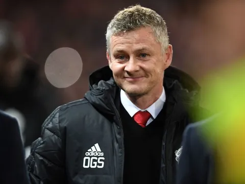 Quá may mắn! Solskjaer ra tay, Man Utd giữ được trụ cột tương lai