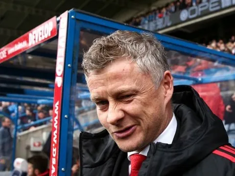 Solskjaer gặp Ed Woodward, đòi mua 4 cái tên 'gây sốc' trước ngày 01/07