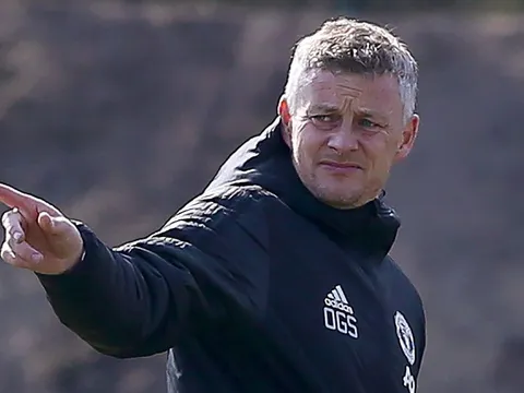 Solskjaer gặp BLĐ M.U, đòi bằng mọi cách mua 'số 10 hoàn hảo'