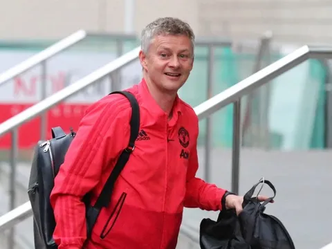 Solskjaer háo hức với "bài mới" trước Huddersfield