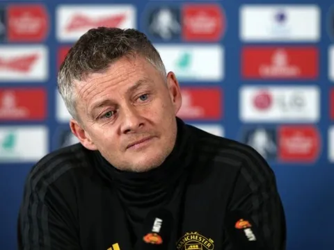 Solskjaer nói gì trước nguy cơ Pochettino cướp ghế?
