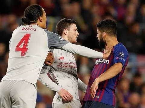 Suarez cạn tình, CĐV Liverpool vẫn bênh vực