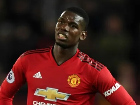 "Suốt năm qua, cậu ấy ổn định hơn Pogba nhiều"