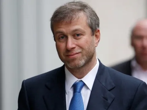 Tại sao chúng ta nên cảm thấy nhẹ nhõm vì Abramovich sẽ không bán Chelsea (Phần 2)