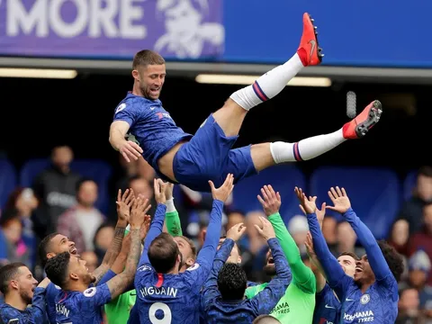 Tạm biệt Cahill, chiến binh máu lửa của Tây London