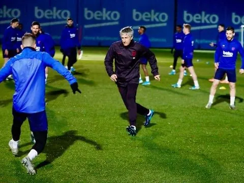 Tân HLV Barca bị "hành" tả tơi trước các học trò