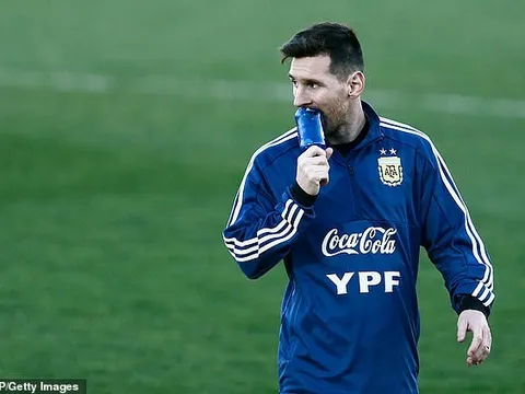 Thái độ kỳ lạ của Messi và đồng đội ở thành Madrid