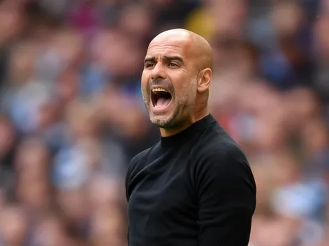 Thắng Man Utd, Pep Guardiola nổi điên tuyên bố rung chuyển phòng thay đồ Man City